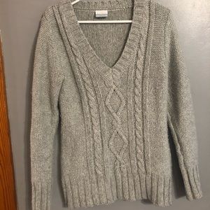 Columbia Cream V-Neck Sweater. Womens Size M